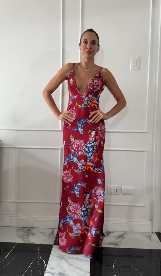 Vestido Emperatriz geisha rojo escote profundo