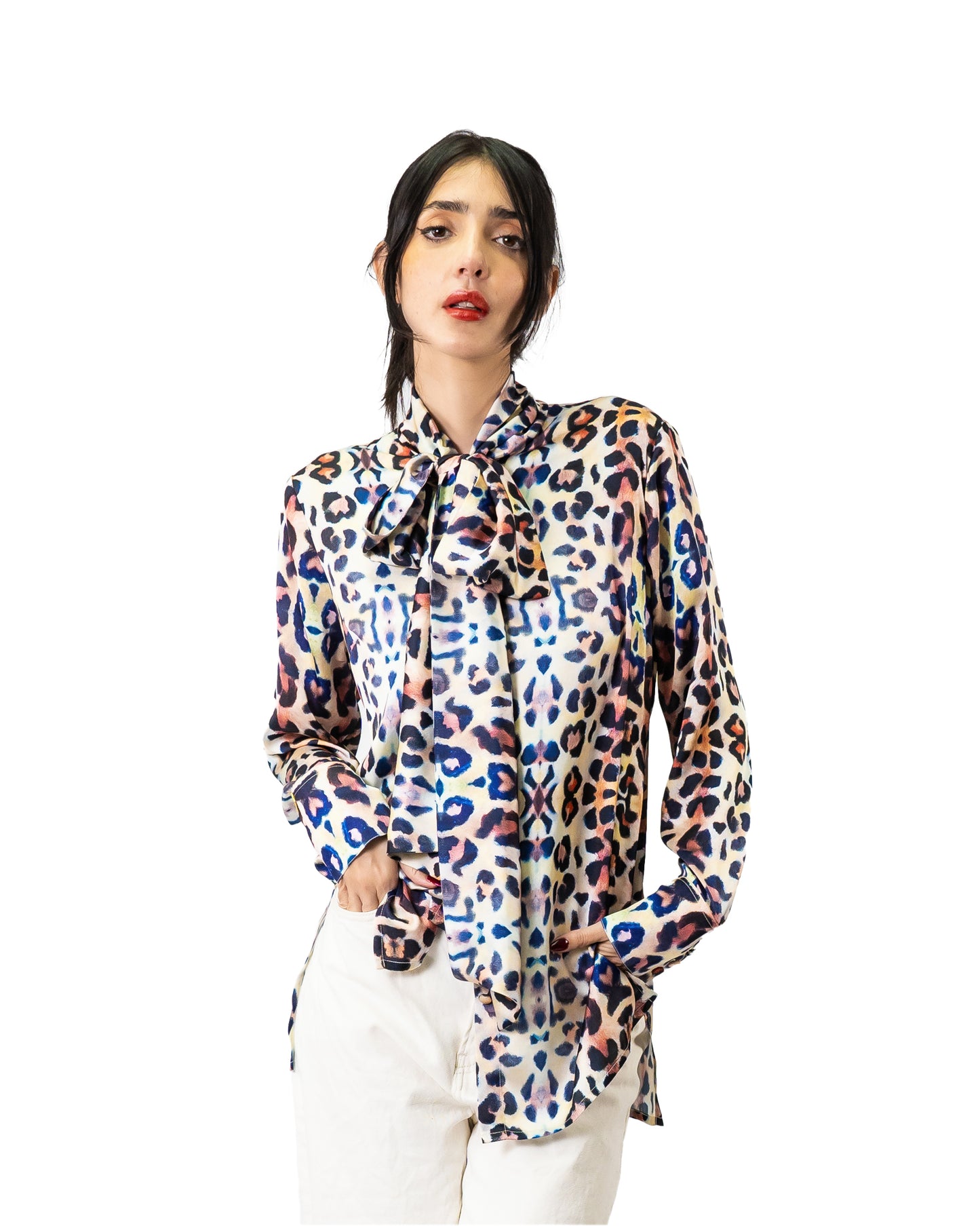 BLUSA ROSETON ANIMAL PRINT DISEÑO PINTADO A MANO    Entrega inmediata  !