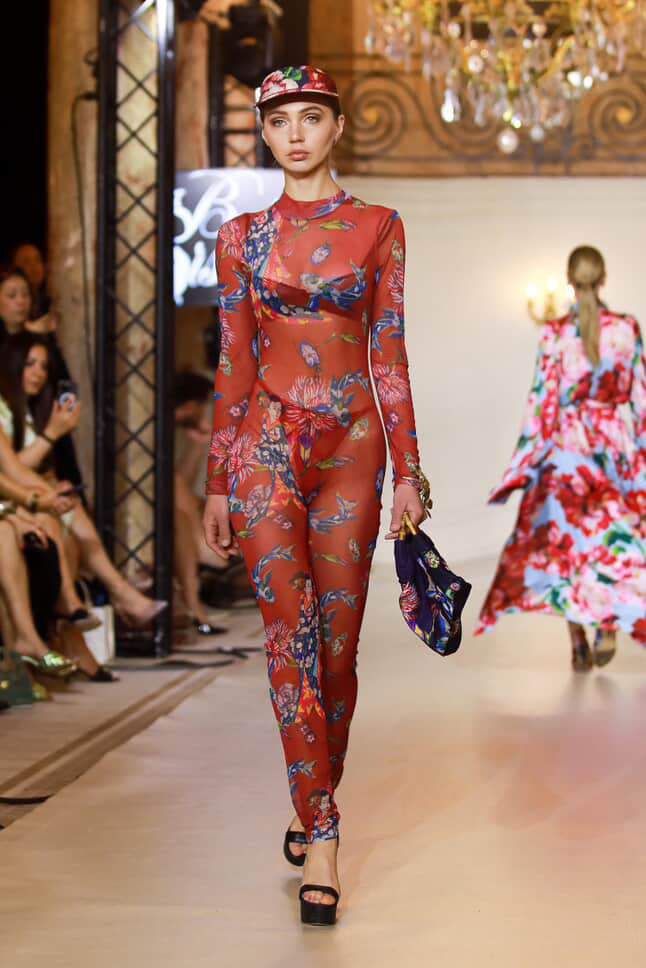 Catsuit de malla “segunda piel” con arte pintado a mano - edición limitada