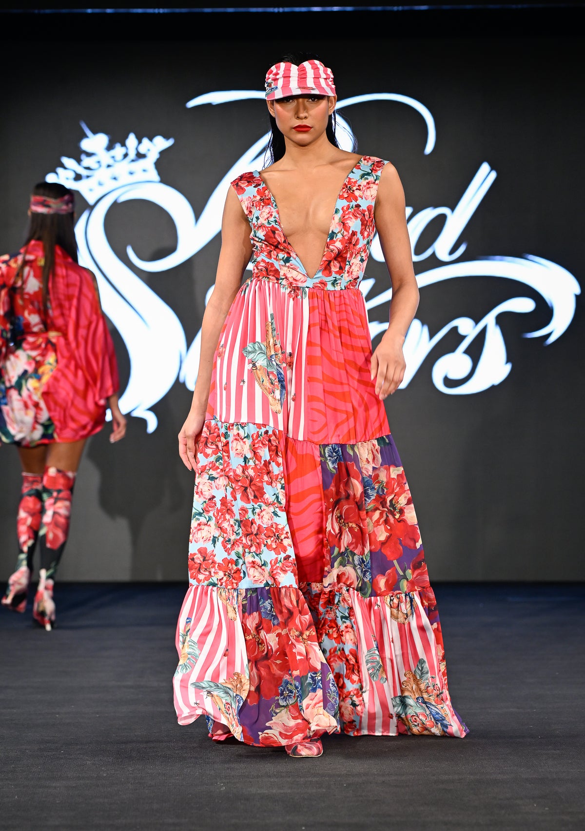 009 / 017 - Vestido Escote profundo Rayas