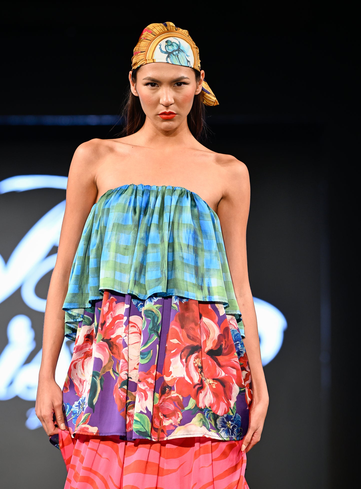 015/ 017 - Vestido Capas