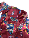 Detalle de solapa, bolsillo y placa del conjunto Geisha Rojo